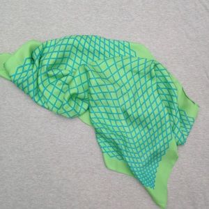 optical illusion 100% silk scarf